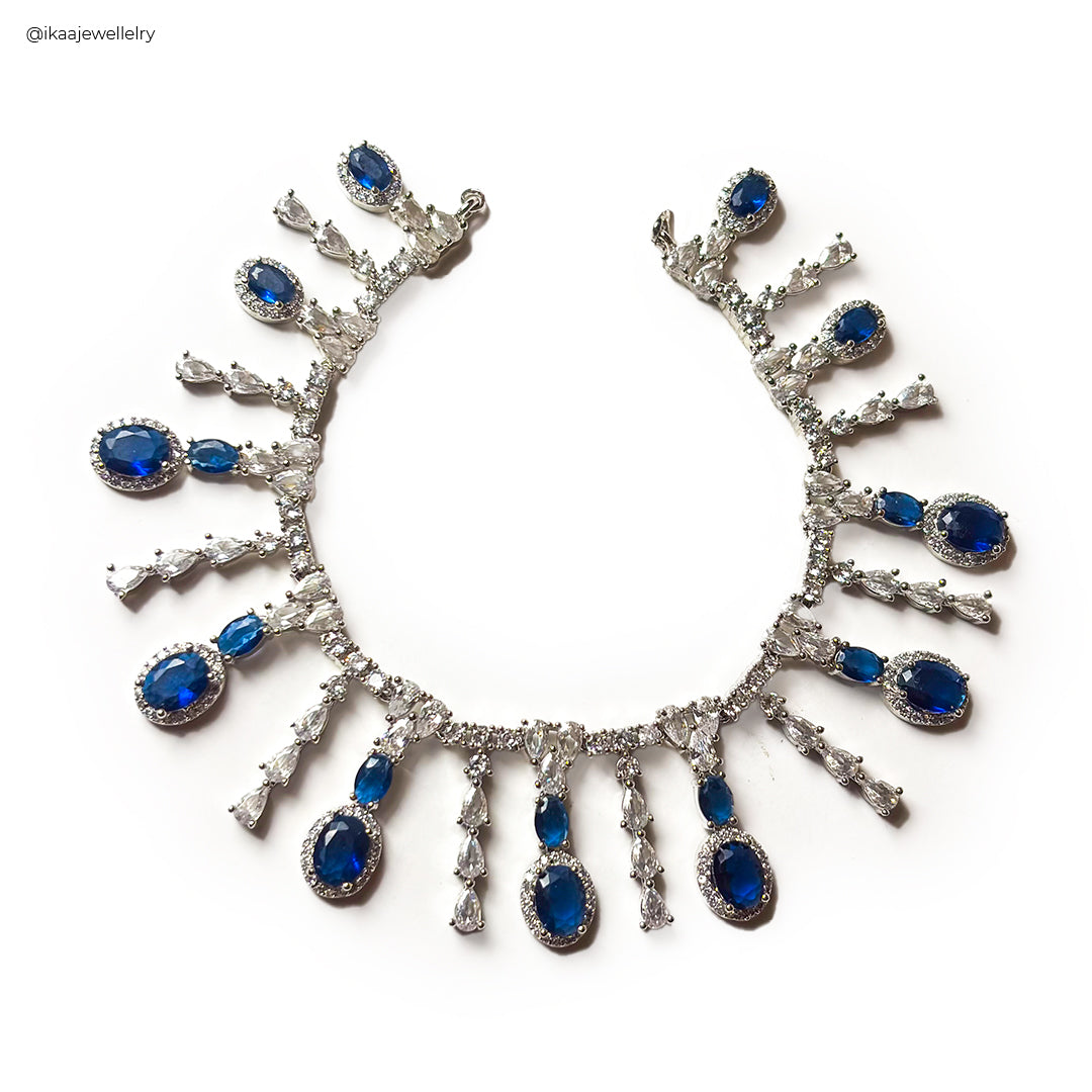 Indriya Necklace Set