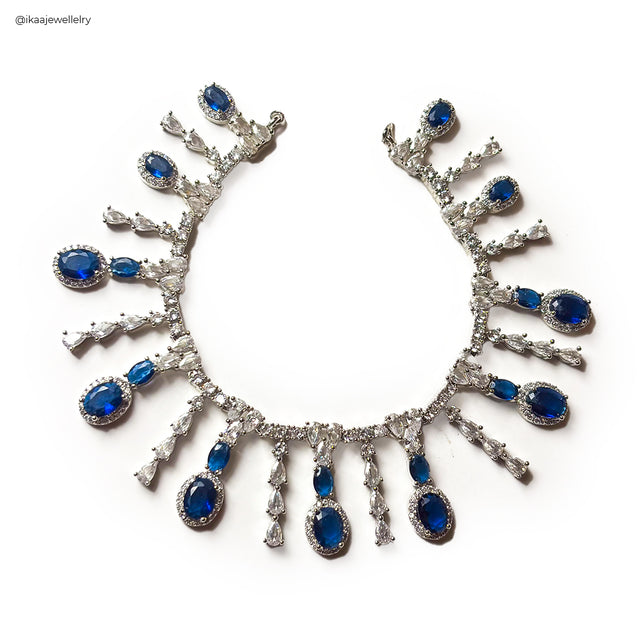 Indriya Necklace Set