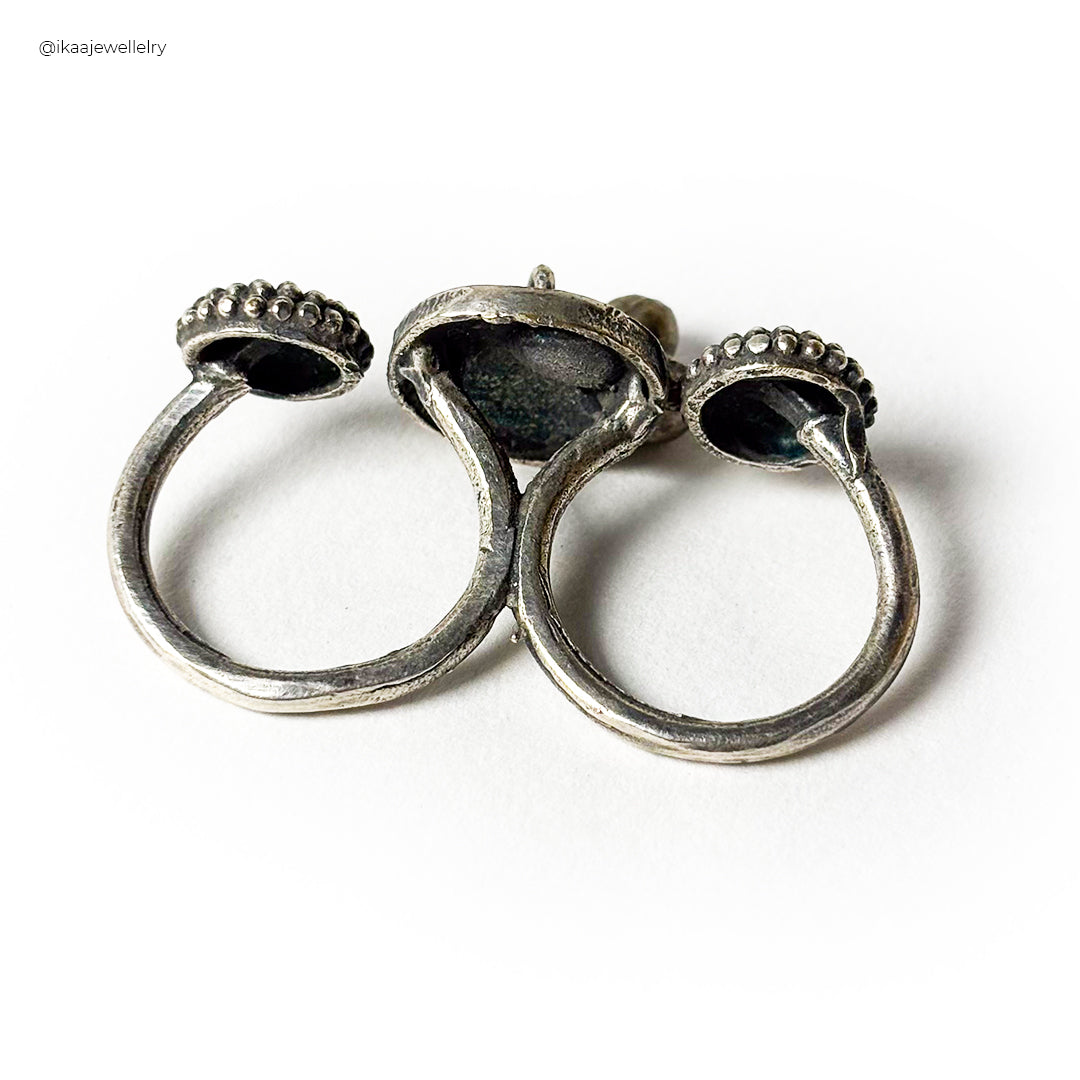 Saanvi Double Ring